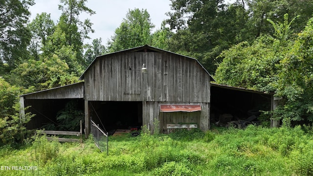 393 SW Sim Goodwin Rd, Mcdonald, TN 37353 - view of barn