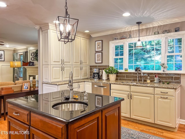 12218 Torrey Pines Pt, Knoxville, TN 37934 - kitchen with ornamental molding, dark stone counters, plenty of natural light, and recessed lighting