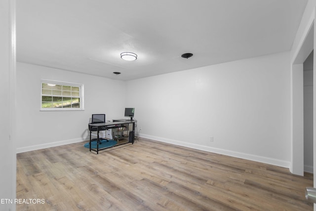 101 Concord Rd, Oak Ridge, TN 37830 - office with wood finished floors and baseboards