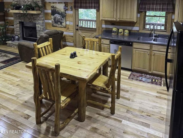 1554 Bear Valley Rd, Sevierville, TN 37876 - photo 5