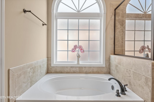 1213 Whisper Trace Ln, Knoxville, TN 37919 - full bathroom with a garden tub