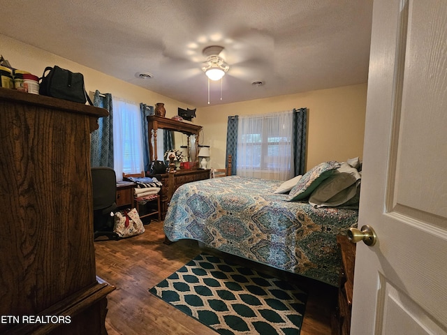 199 Pear Tree Way, Del Rio, TN 37727 - bedroom featuring dark wood-type flooring and a ceiling fan