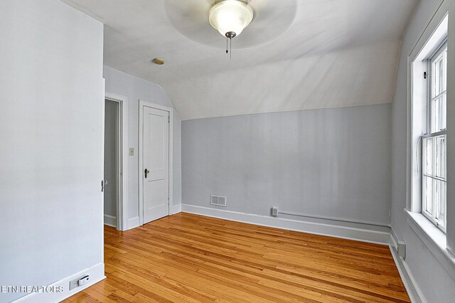 2045 Emoriland Blvd, Knoxville, TN 37917 - photo 27