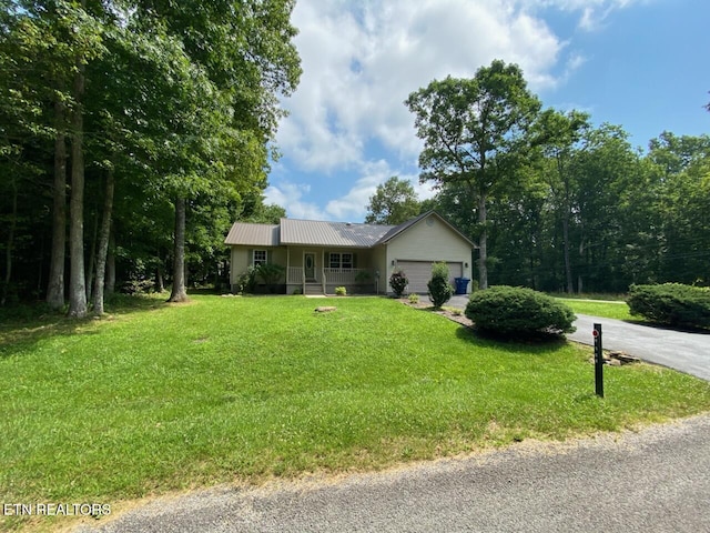 1041 Geronimo Ln, Crossville, TN 38572 - photo 5