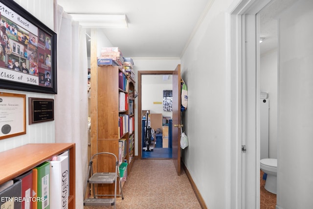 1415 Ebenezer Rd, Knoxville, TN 37922 - hallway featuring crown molding