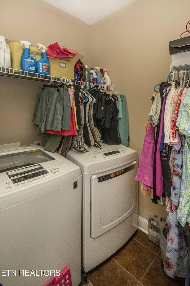 8507 Cloudbreak Ln Unit 4, Knoxville, TN 37938 - washroom featuring independent washer and dryer and tile patterned floors