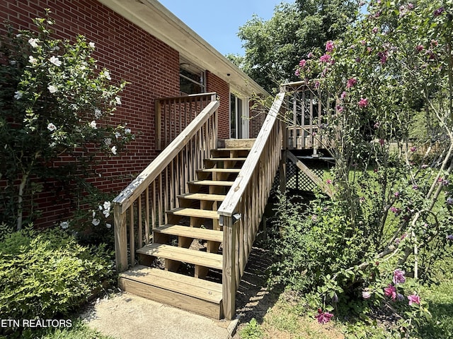 205 Elm St, Clinton, TN 37716 - photo 6
