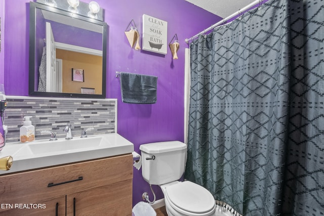 1717 Meadow Ridge Cir, Sevierville, TN 37862 - bathroom featuring decorative backsplash, vanity, and a shower with curtain