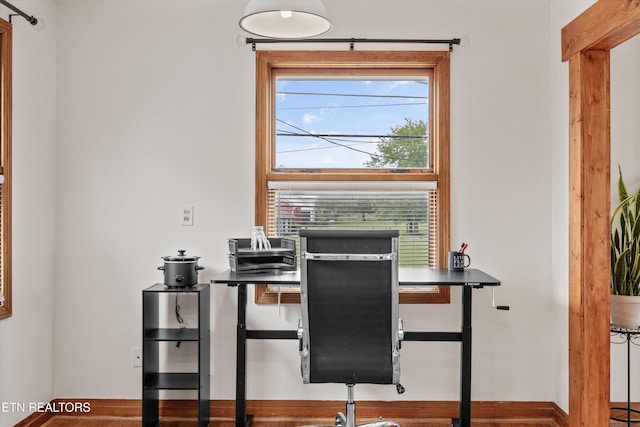 2931 E Emory Rd, Knoxville, TN 37938 - office space featuring baseboards