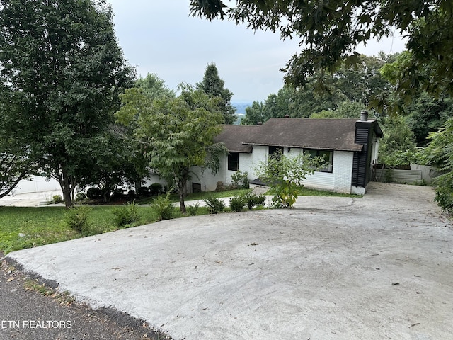 5242 Oakhill Dr, Knoxville, TN 37912 - photo 1