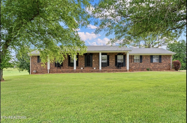 571 Calhoun Dr, Greenback, TN 37742 - photo 1