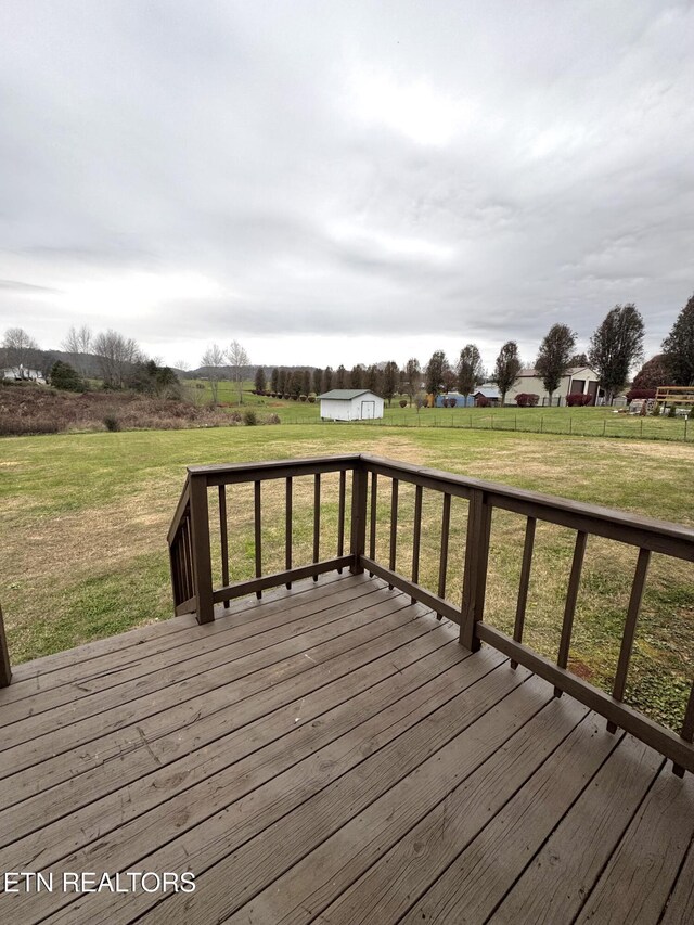 1221 Disneyland Rd, Sparta, TN 38583 - photo 30