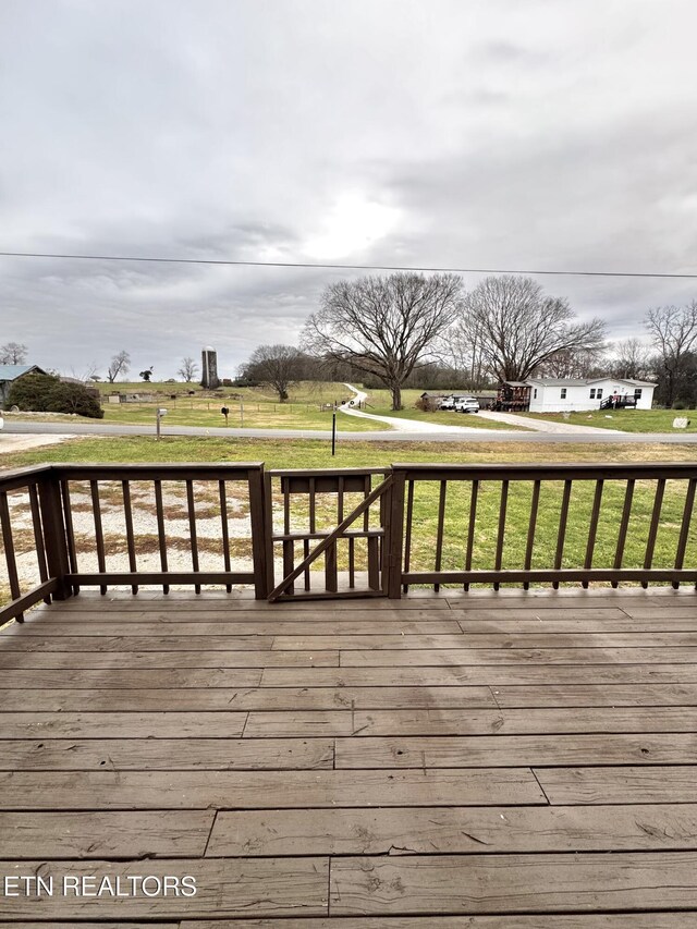 1221 Disneyland Rd, Sparta, TN 38583 - photo 27