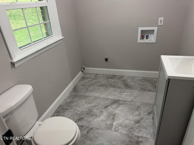 115 Red Oak Ln, New Tazewell, TN 37825 - half bath with vanity and marble finish flooring