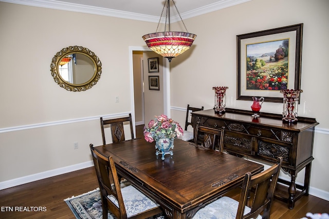 520 Wimberly Rd, Crossville, TN 38558 - dining room featuring wood finished floors and crown molding