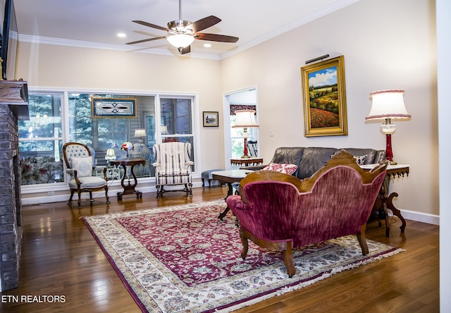 520 Wimberly Rd, Crossville, TN 38558 - living area with healthy amount of natural light, a ceiling fan, ornamental molding, wood-type flooring, and recessed lighting