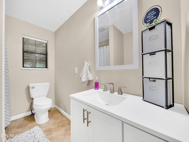 1371 Elijah Martin Rd, Whitesburg, TN 37891 - full bathroom featuring vanity and tile patterned floors