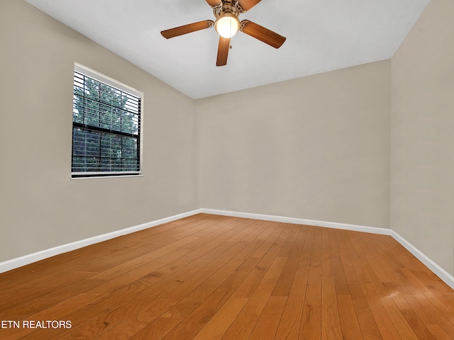 1371 Elijah Martin Rd, Whitesburg, TN 37891 - unfurnished room featuring light wood finished floors and a ceiling fan
