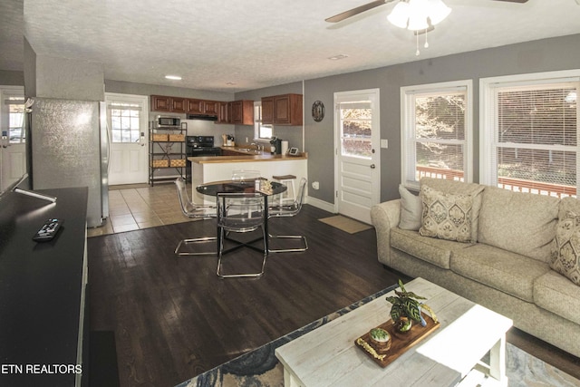 1022 Beverly Hills Dr, Sevierville, TN 37862 - photo 3
