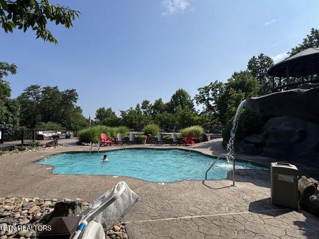 2432 Hawks Nest Way, Sevierville, TN 37862 - photo 10