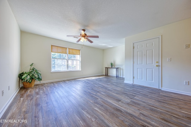 1709 Maple View Way Unit 4A, Knoxville, TN 37918 - spare room featuring a ceiling fan, dark wood-style floors, and a textured ceiling