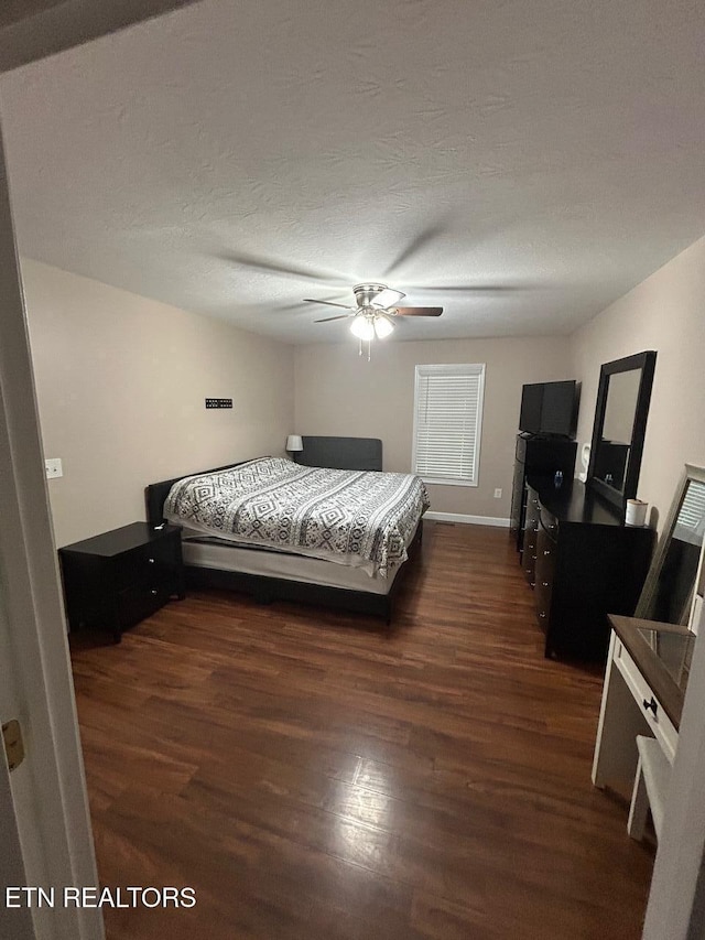 935 Pinetree Rd, Jamestown, TN 38556 - bedroom with wood finished floors and ceiling fan
