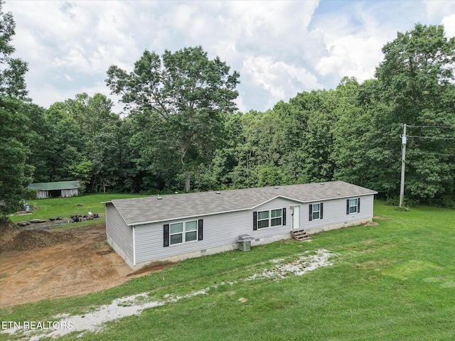 90 Byers Ln, Crossville, TN 38571 - view of front of home featuring entry steps, crawl space, a front yard, a shingled roof, and a view of trees