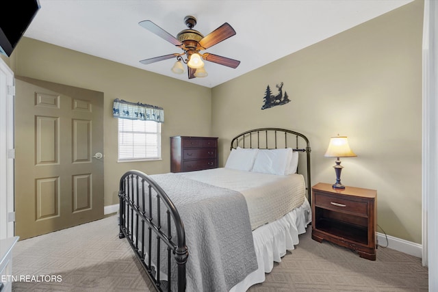 818 Golf View Blvd Unit 1502, Pigeon Forge, TN 37863 - bedroom featuring light carpet and a ceiling fan