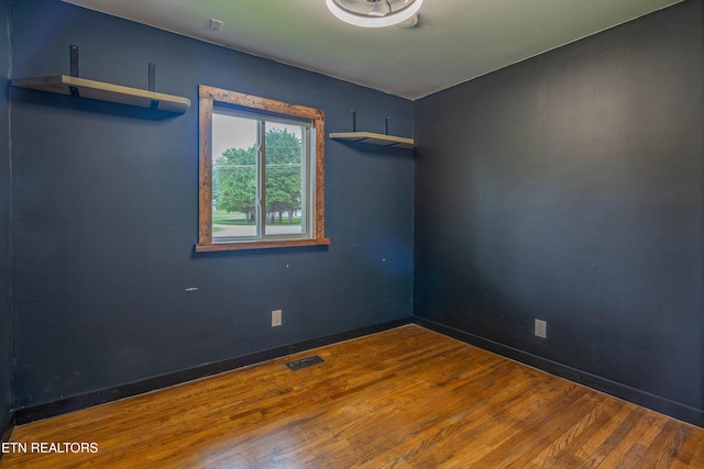 213 Towne Rd, Knoxville, TN 37934 - spare room with wood finished floors