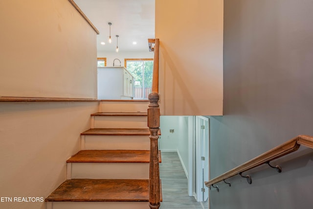 213 Towne Rd, Knoxville, TN 37934 - view of staircase