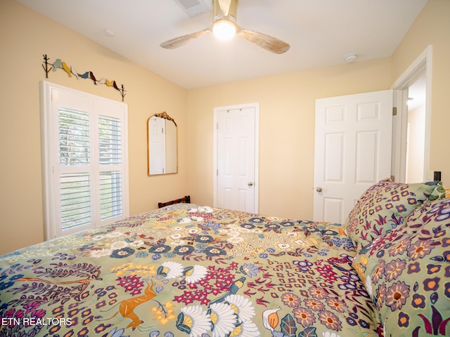 4139 Browder Hollow Rd, Lenoir City, TN 37771 - bedroom with ceiling fan