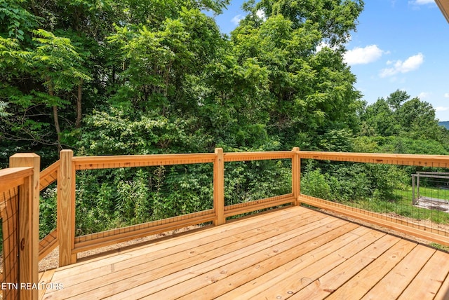 308 Cowan Ln, Lafollette, TN 37766 - view of deck