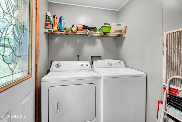 125 Loggers Ln, Clinton, TN 37716 - washroom with washing machine and dryer