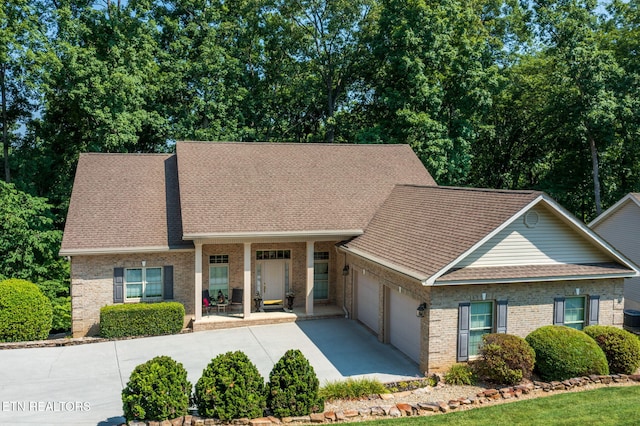 135 Kenosha Ln, Loudon, TN 37774 - photo 1