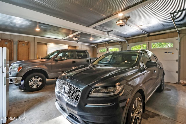 265 Falling Leaf Rd, Jamestown, TN 38556 - parking garage with a garage door opener