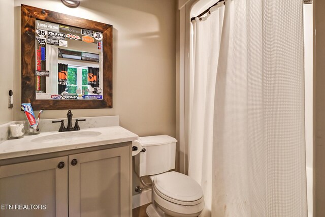 265 Falling Leaf Rd, Jamestown, TN 38556 - full bath with vanity and a shower with curtain