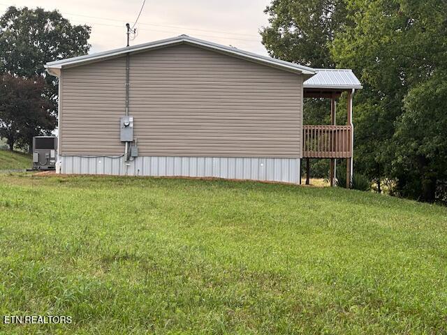 167 Loftis Rd, Parrottsville, TN 37843 - view of property exterior with a lawn