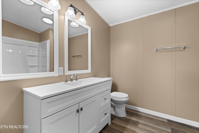 130 Hidden Estates Way, Newport, TN 37821 - full bath featuring vanity, wood finished floors, and crown molding