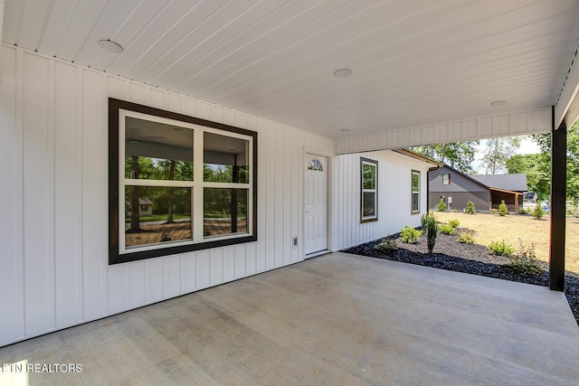 181 Lakeshore Ln, Decatur, TN 37322 - view of patio