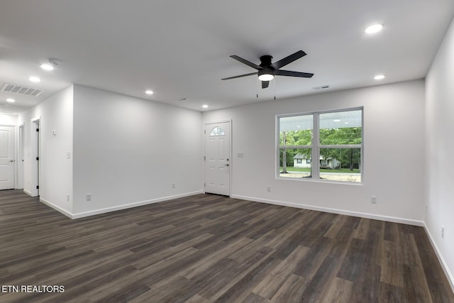 181 Lakeshore Ln, Decatur, TN 37322 - spare room featuring dark wood finished floors, a ceiling fan, recessed lighting, and a smoke detector