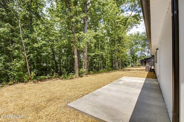 181 Lakeshore Ln, Decatur, TN 37322 - view of yard featuring a patio area
