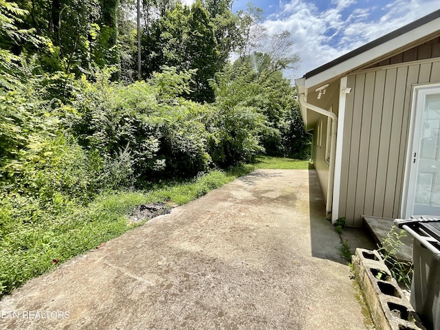 2212 Knollcrest Ln, Knoxville, TN 37920 - photo 17