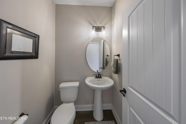 107 Cedarberry St, Oak Ridge, TN 37830 - half bath featuring toilet and baseboards