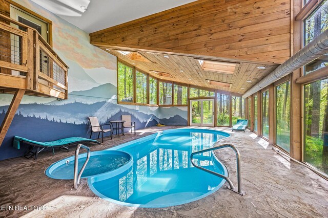3721 Clabo Mountain Ln, Sevierville, TN 37862 - view of indoor pool