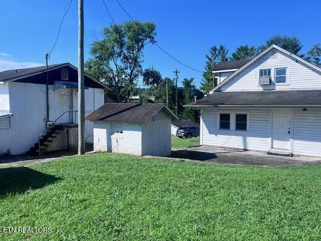 905 NW Queen Ave, Harriman, TN 37748 - photo 6