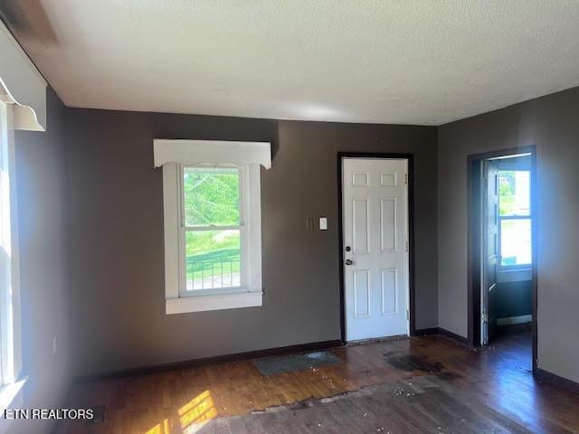 905 NW Queen Ave, Harriman, TN 37748 - photo 13