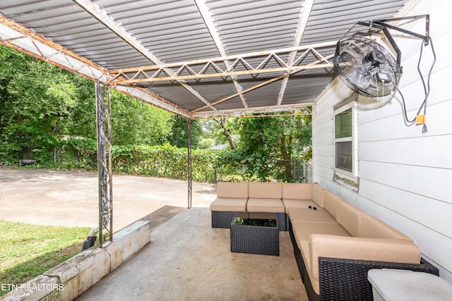 712 S Everett High Rd, Maryville, TN 37804 - view of patio featuring outdoor lounge area