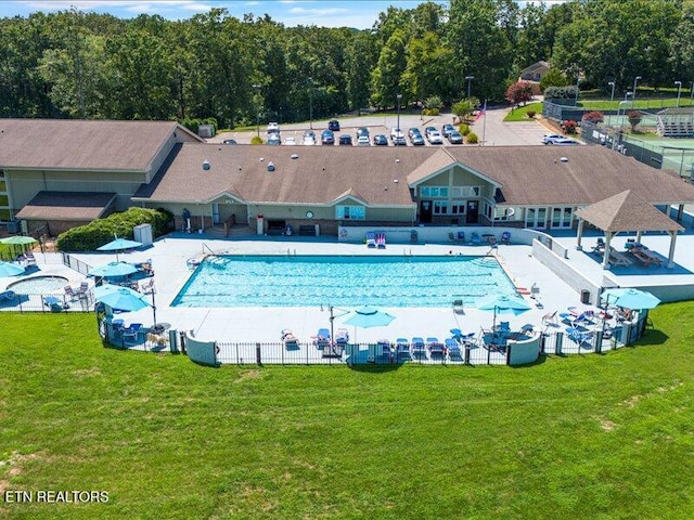 404 Chota Landing Way, Loudon, TN 37774 - community pool with a yard