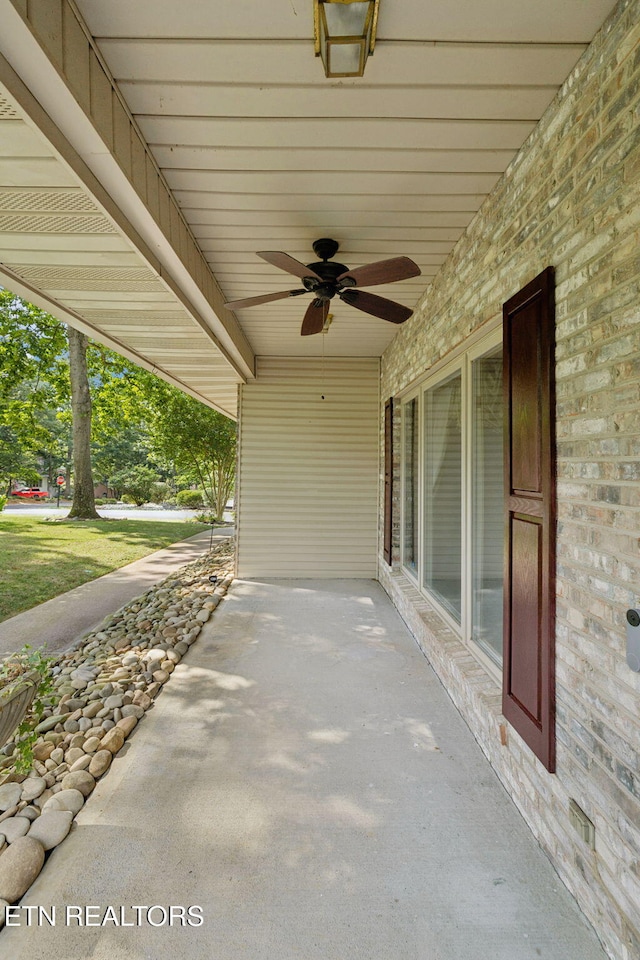 334 Oostanali Cir, Loudon, TN 37774 - photo 5