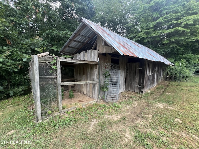295 Clear Branch Rd, Corryton, TN 37721 - view of outdoor structure featuring a view of trees